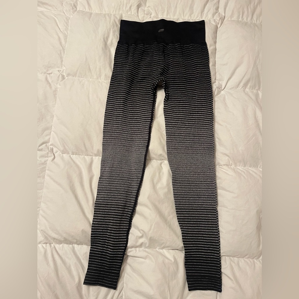 Marika brand grey and black striped legging size small